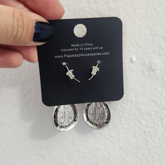 Paparazzi Magenta Teardrop Silver and Purple Crystal Earrings - Picture 7 of 9